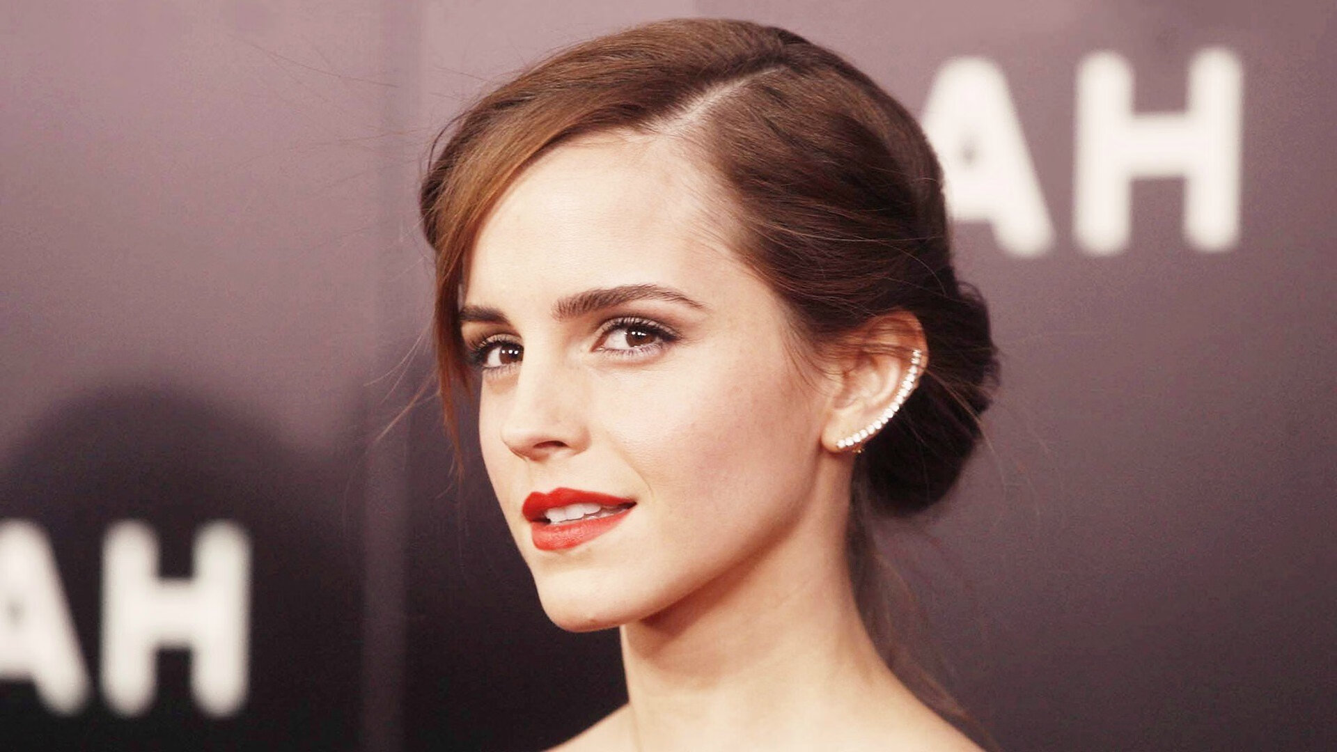 开云体育官方网入口-夜色中快闪跑，点亮城市的运动夜景，夜跑夜景的说说